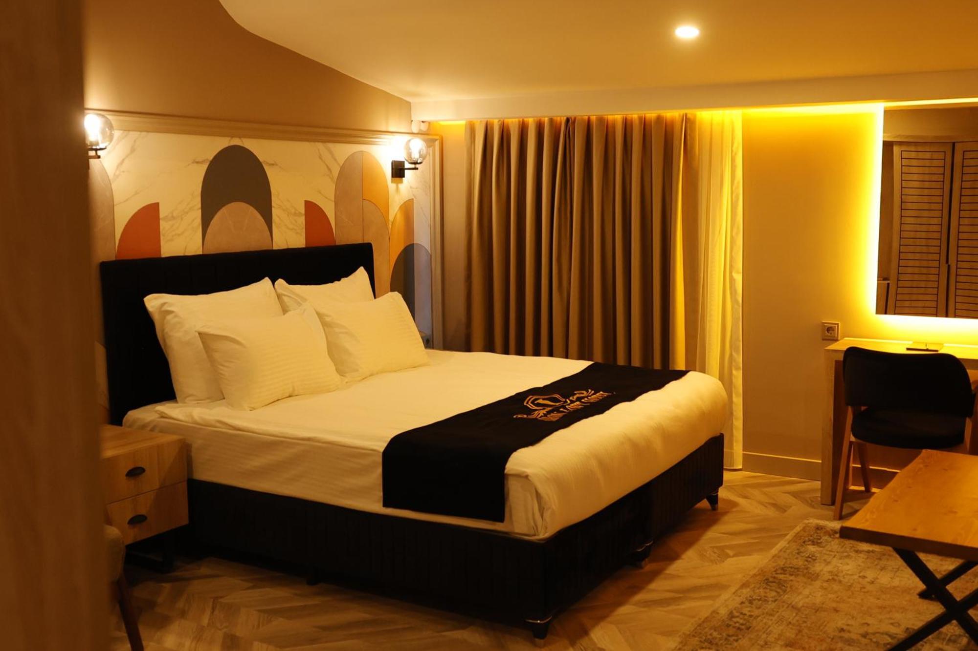 Iron Loft Hotel 伊斯帕尔塔 外观 照片