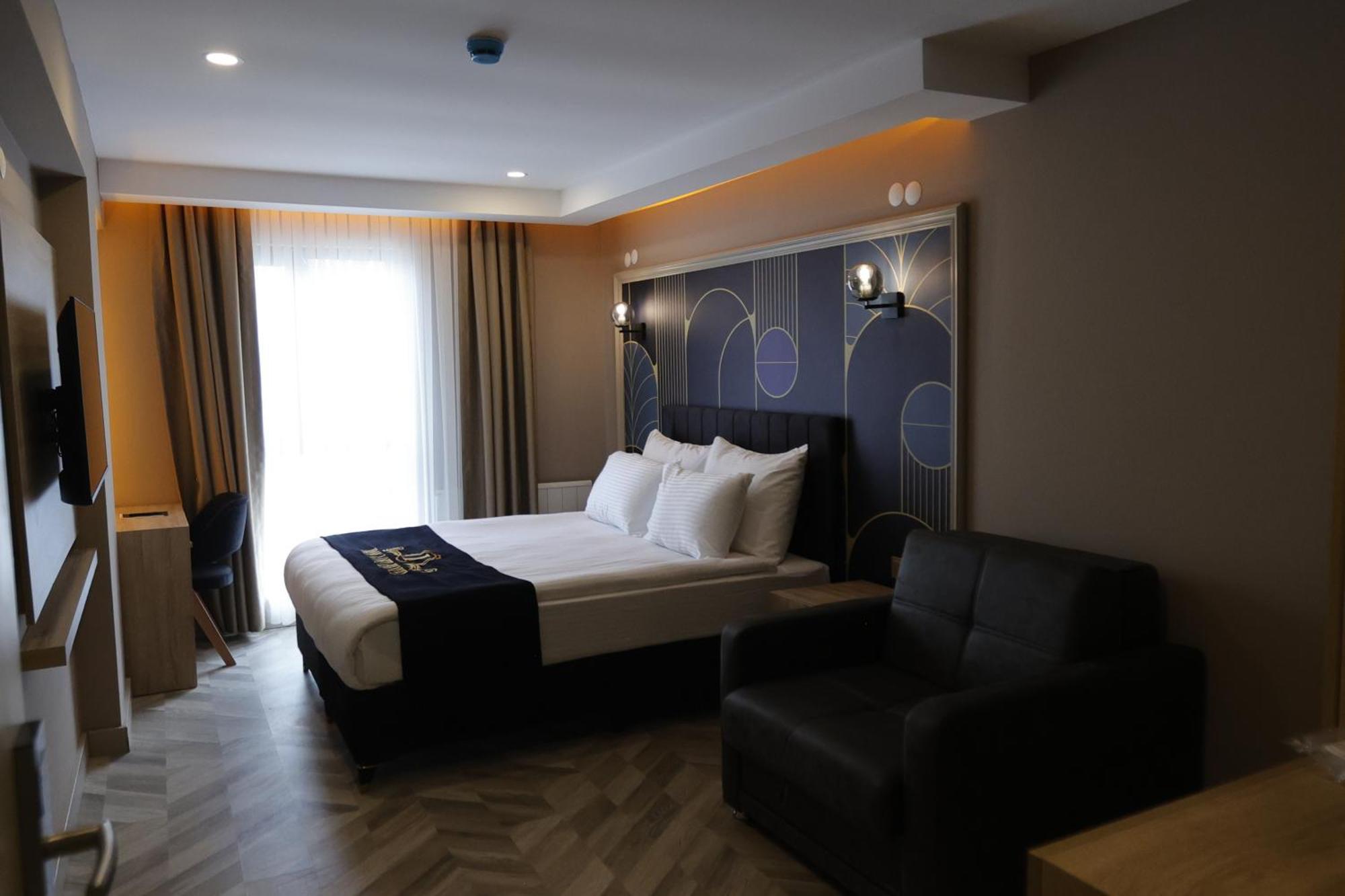 Iron Loft Hotel 伊斯帕尔塔 外观 照片