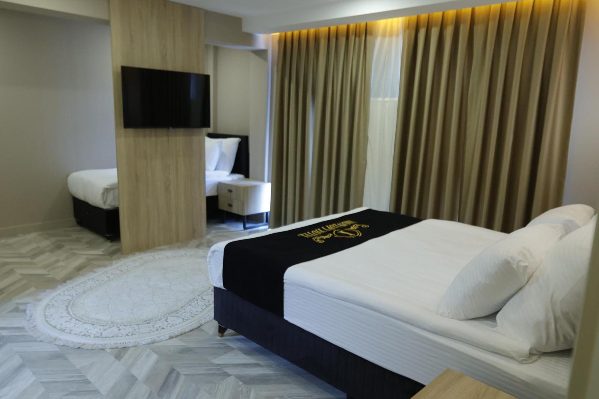 Iron Loft Hotel 伊斯帕尔塔 外观 照片