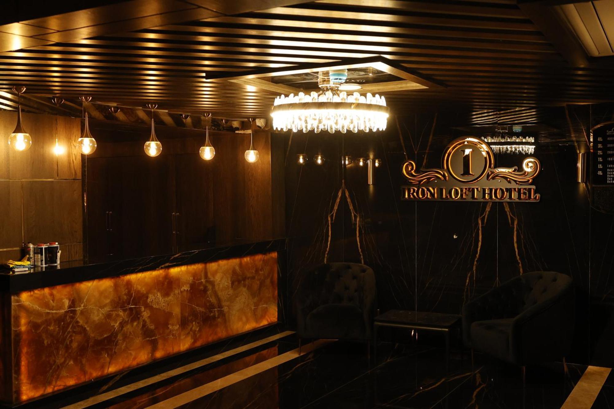 Iron Loft Hotel 伊斯帕尔塔 外观 照片